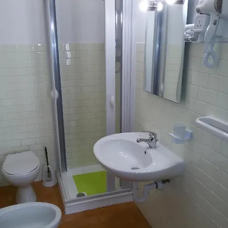 Elizabeth - Soverato Hotel 2*