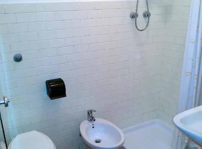 Elizabeth - Soverato מלון סוברטו מרינה