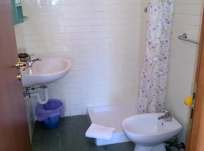 מלון Elizabeth - Soverato סוברטו מרינה