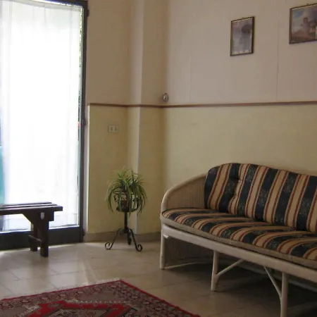 Elizabeth - Soverato